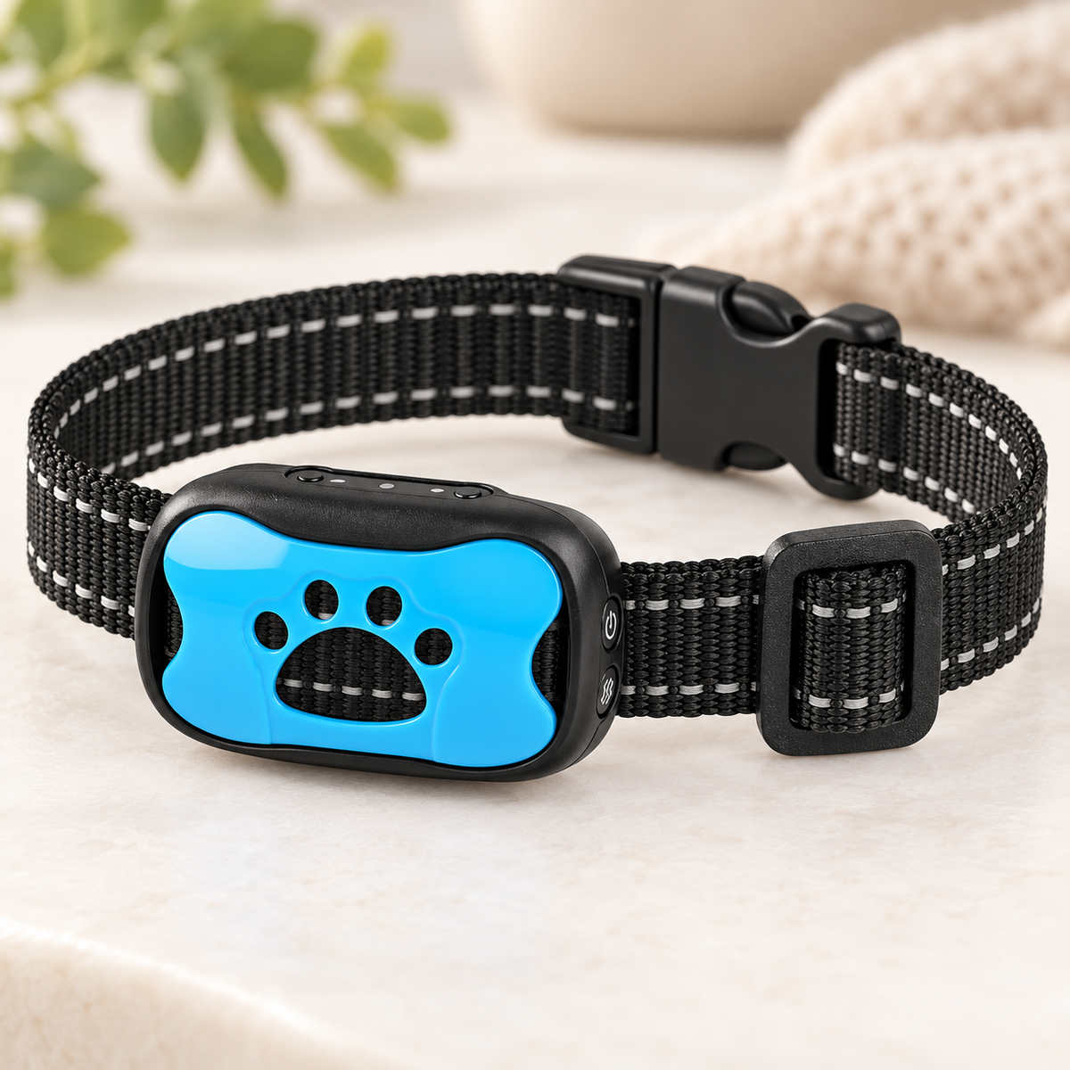 Antiskällhalsband med justerbart svart reflexband i vinkel